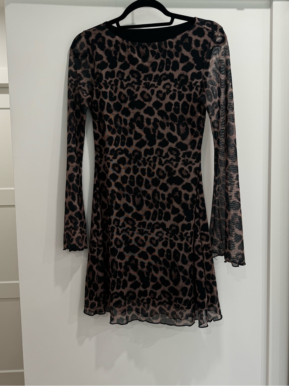 Milumia Women's Leopard Mini Dress Y2k Bell Long Sleeve Going Out Dresses